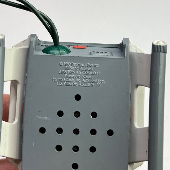 Star Trek Shuttlecraft Galileo Christmas Ornament from 1992 (works - no box) - Picture 9 of 9